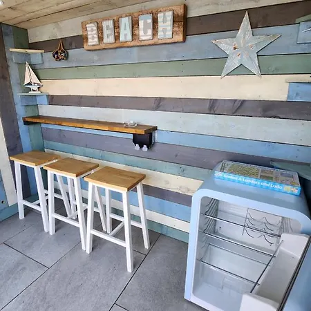 Delightful Newly Renovated 3-Bed House With Garden Beach Hut Blackpool Buitenkant foto